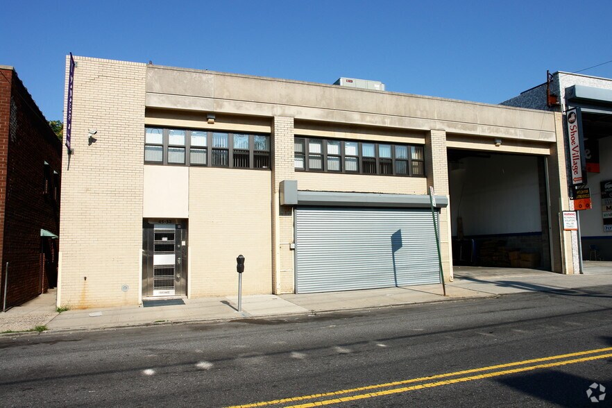4532 162nd St, Flushing, NY à louer - Photo principale – Image 1 sur 16