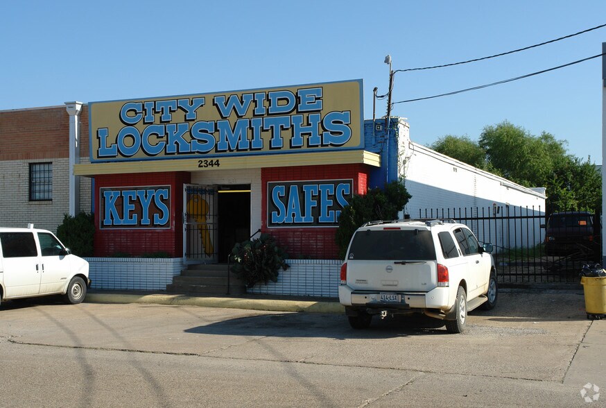 2344 Irving Blvd, Dallas, TX à vendre - Photo principale – Image 1 sur 3