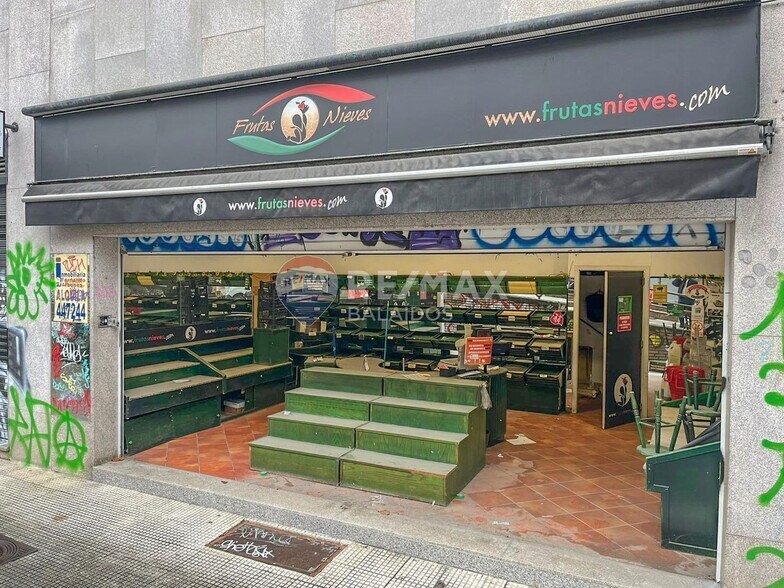 Local commercial dans Vigo, Pontevedra à vendre - Photo de l’immeuble – Image 2 sur 22