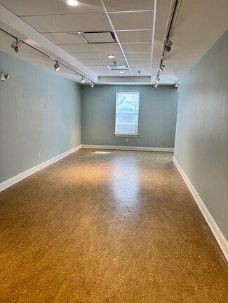 Plus de détails pour 27 N Swan St, Albany, NY - Bureau à louer