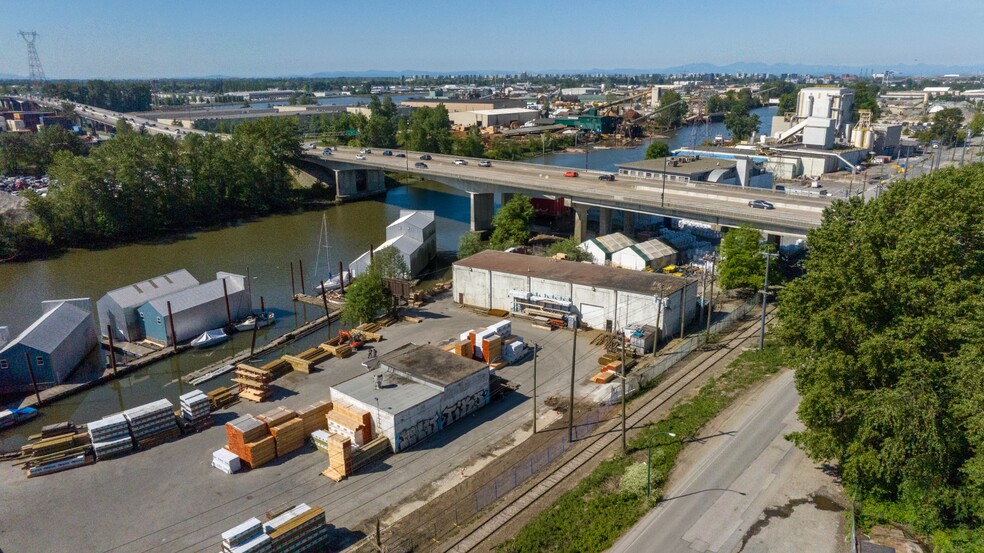 1400 E Kent Av S, Vancouver, BC à vendre - Photo de l’immeuble – Image 3 sur 5