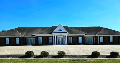 107 Manor Ave, Bardstown, KY à louer Photo de l’immeuble– Image 1 sur 5