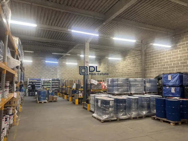 Industriel/Logistique dans Neuilly-sur-Marne à louer Photo intérieure– Image 1 sur 5