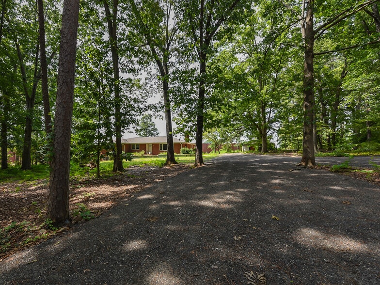 4324 Garland Dr, Raleigh, NC à vendre - Photo de l’immeuble – Image 2 sur 15