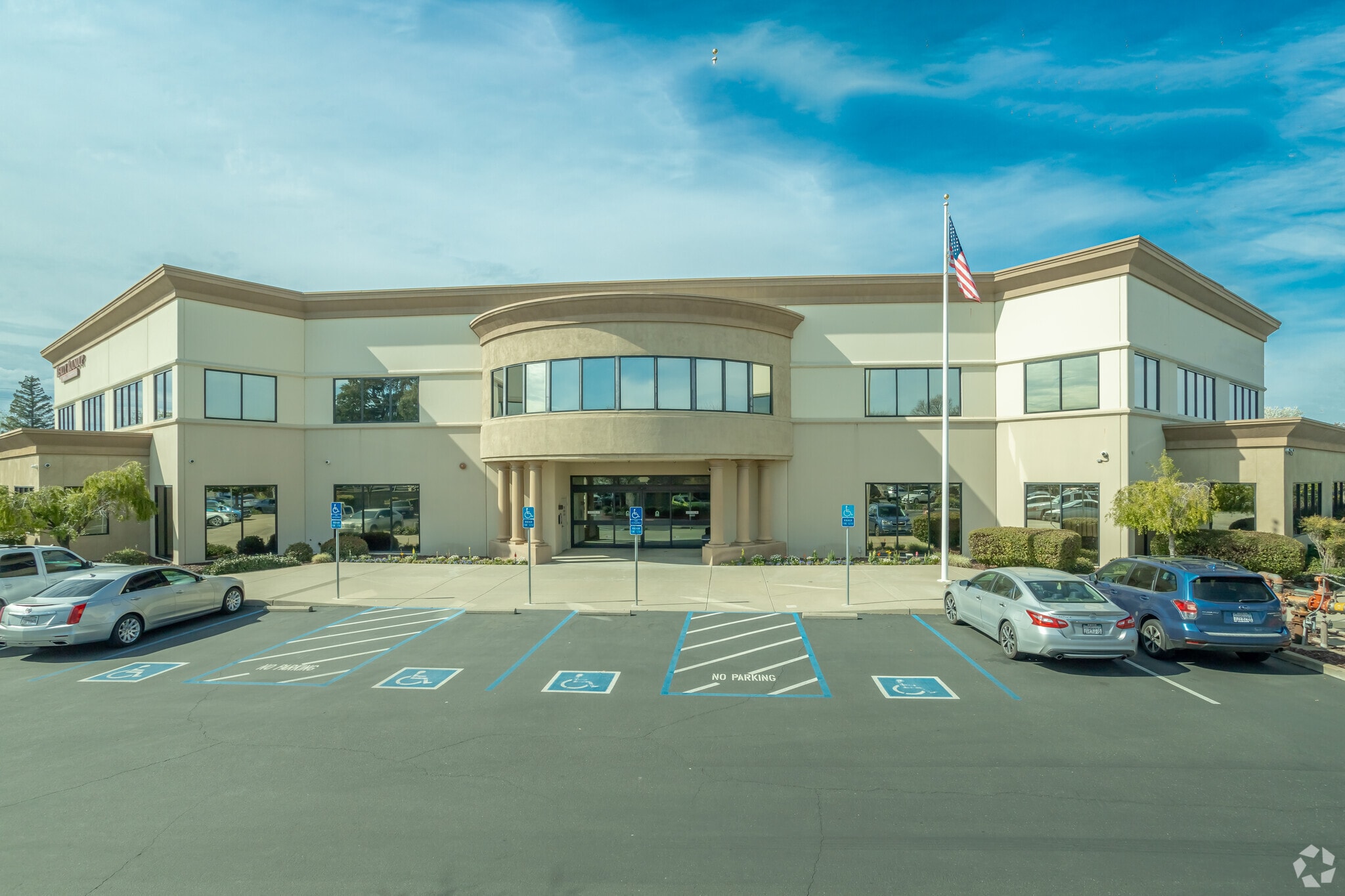 9401 E Stockton Blvd, Elk Grove, CA à vendre Photo principale– Image 1 sur 19