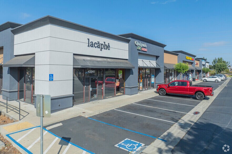 43901-43941 Hugo Ter, Fremont, CA à louer - Photo de l’immeuble – Image 3 sur 10