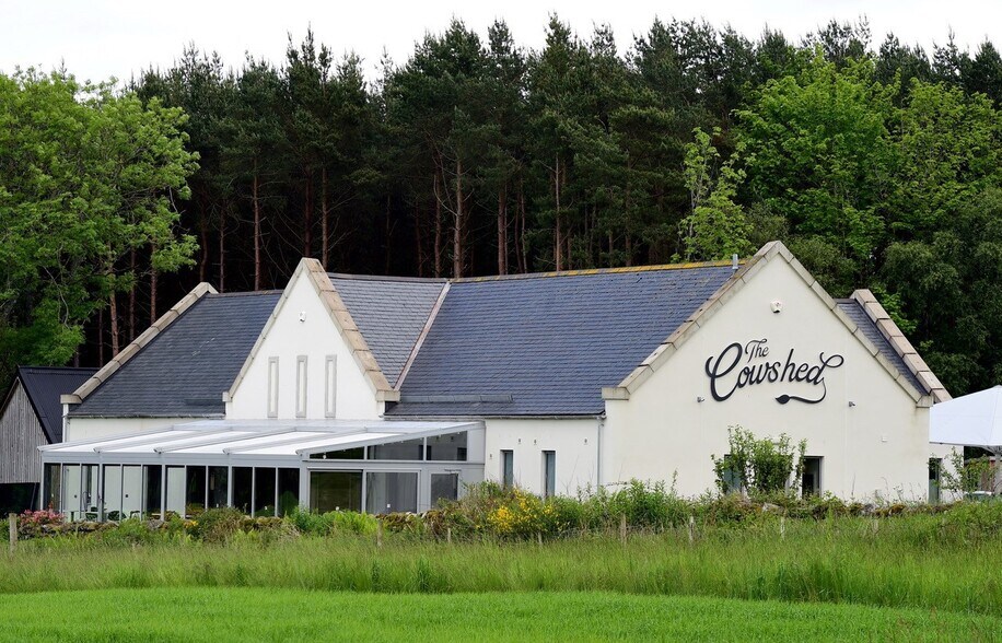Raemoir Rd, Banchory à vendre - Photo de l’immeuble – Image 2 sur 12