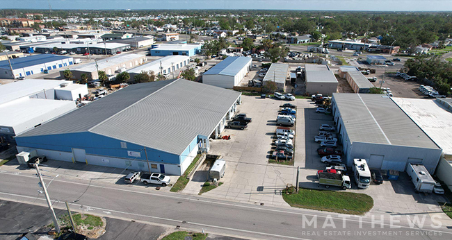 Plus de détails pour 313 Seaboard Ave, Venice, FL - Industriel/Logistique à louer