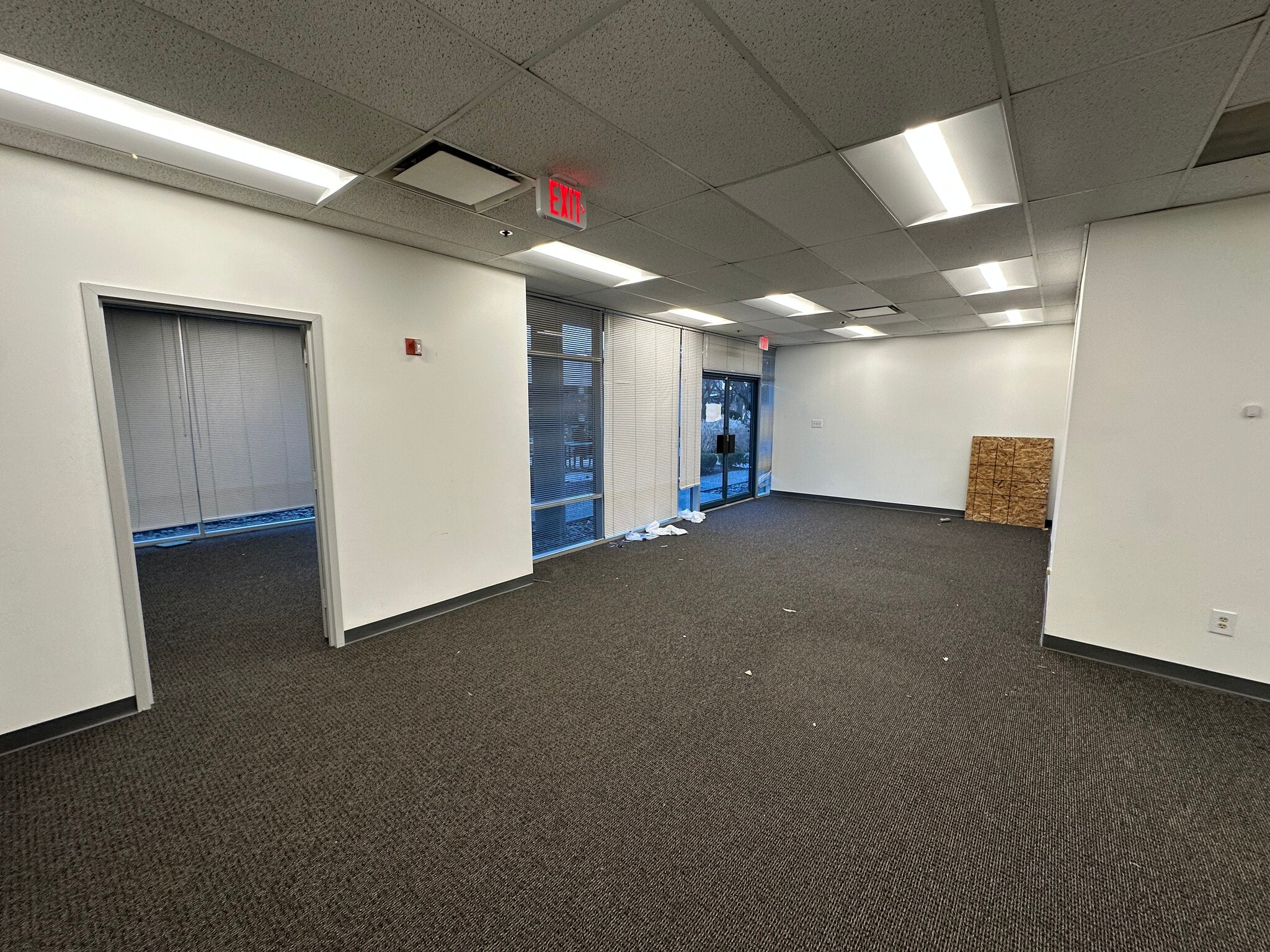 14100 Sullyfield Cir, Chantilly, VA à louer Photo intérieure– Image 1 sur 8