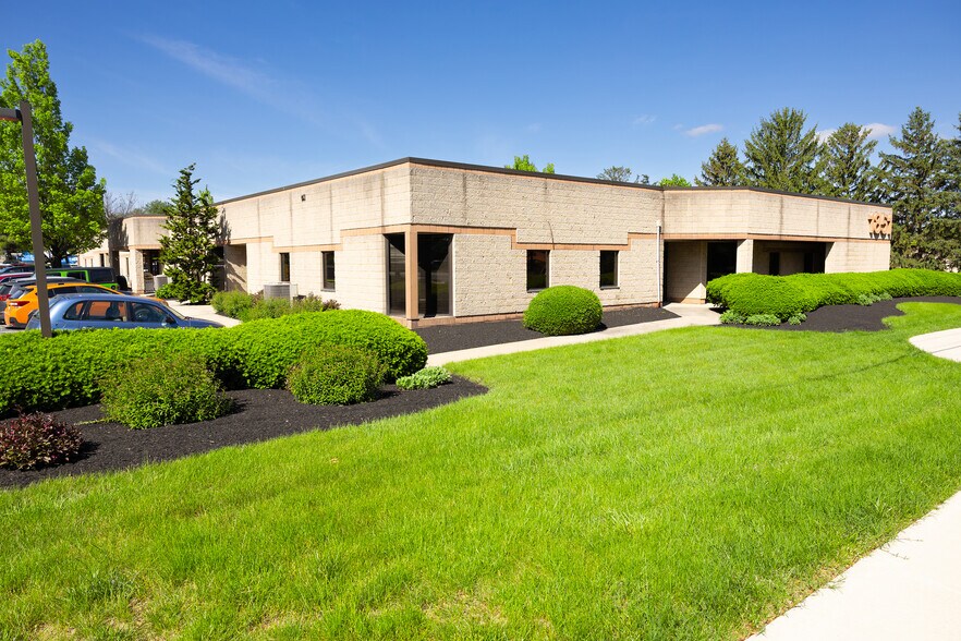 1851 Charter Ln, Lancaster, PA à louer - Photo de l’immeuble – Image 2 sur 4