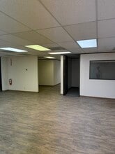 1930 S Alma School Rd, Mesa, AZ à louer Photo intérieure– Image 2 sur 8