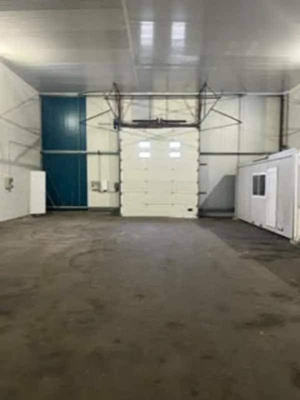 Industriel/Logistique dans Châteaurenard à louer Photo de l’immeuble– Image 1 sur 5