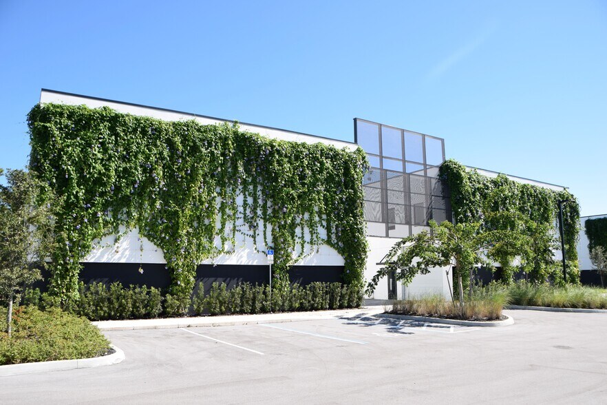 11720 SE Shell Ave, Hobe Sound, FL à vendre - Photo de l’immeuble – Image 1 sur 8