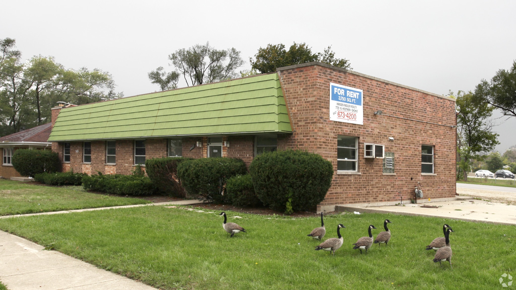 5432 Howard St, Skokie, IL à louer Photo principale– Image 1 sur 3