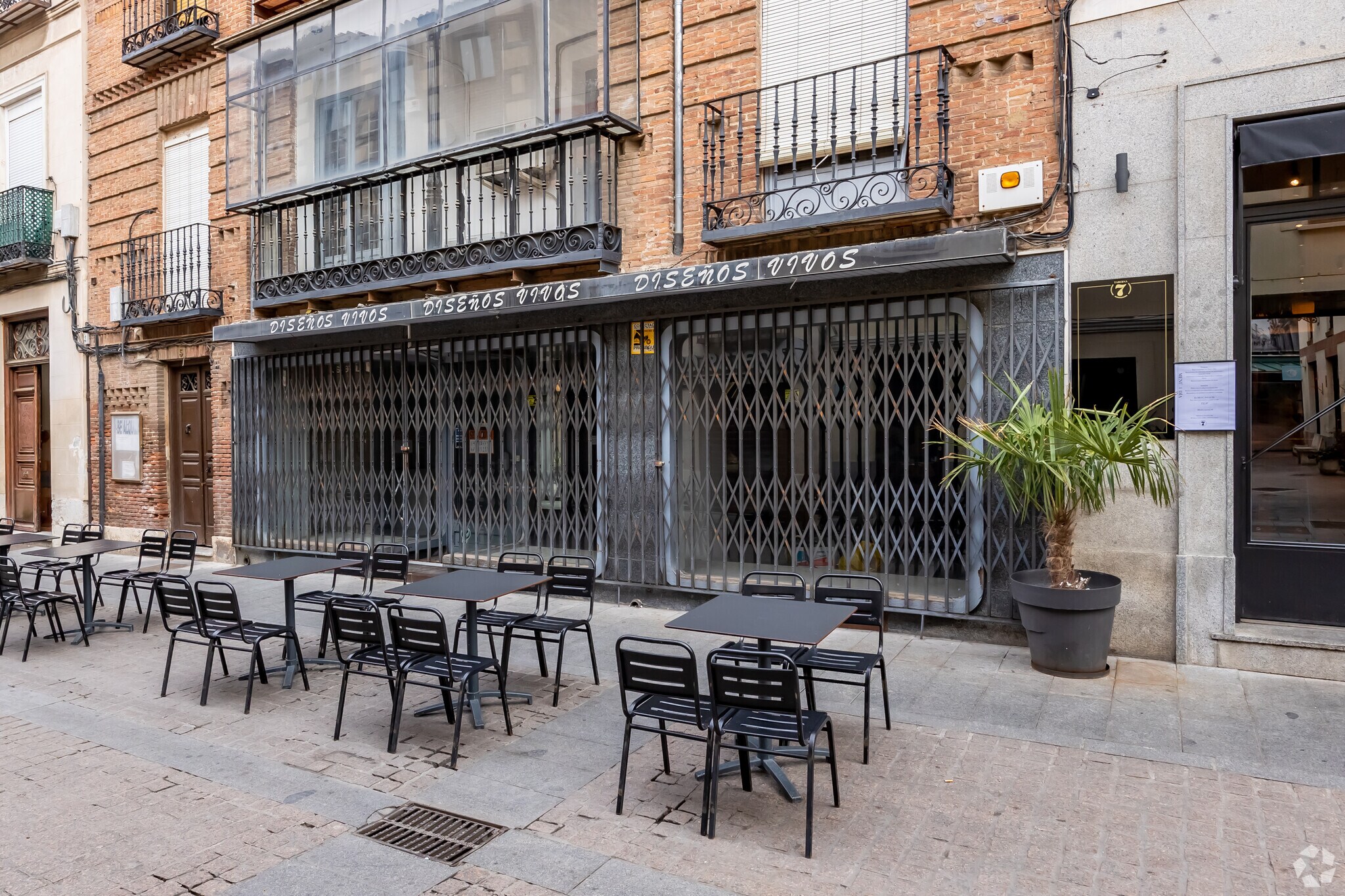 Local commercial dans Alcalá de Henares, Madrid à louer Photo intérieure– Image 1 sur 1