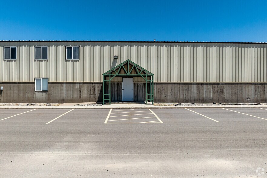 1600 S 852 W, Logan, UT à louer - Photo de l’immeuble – Image 3 sur 5