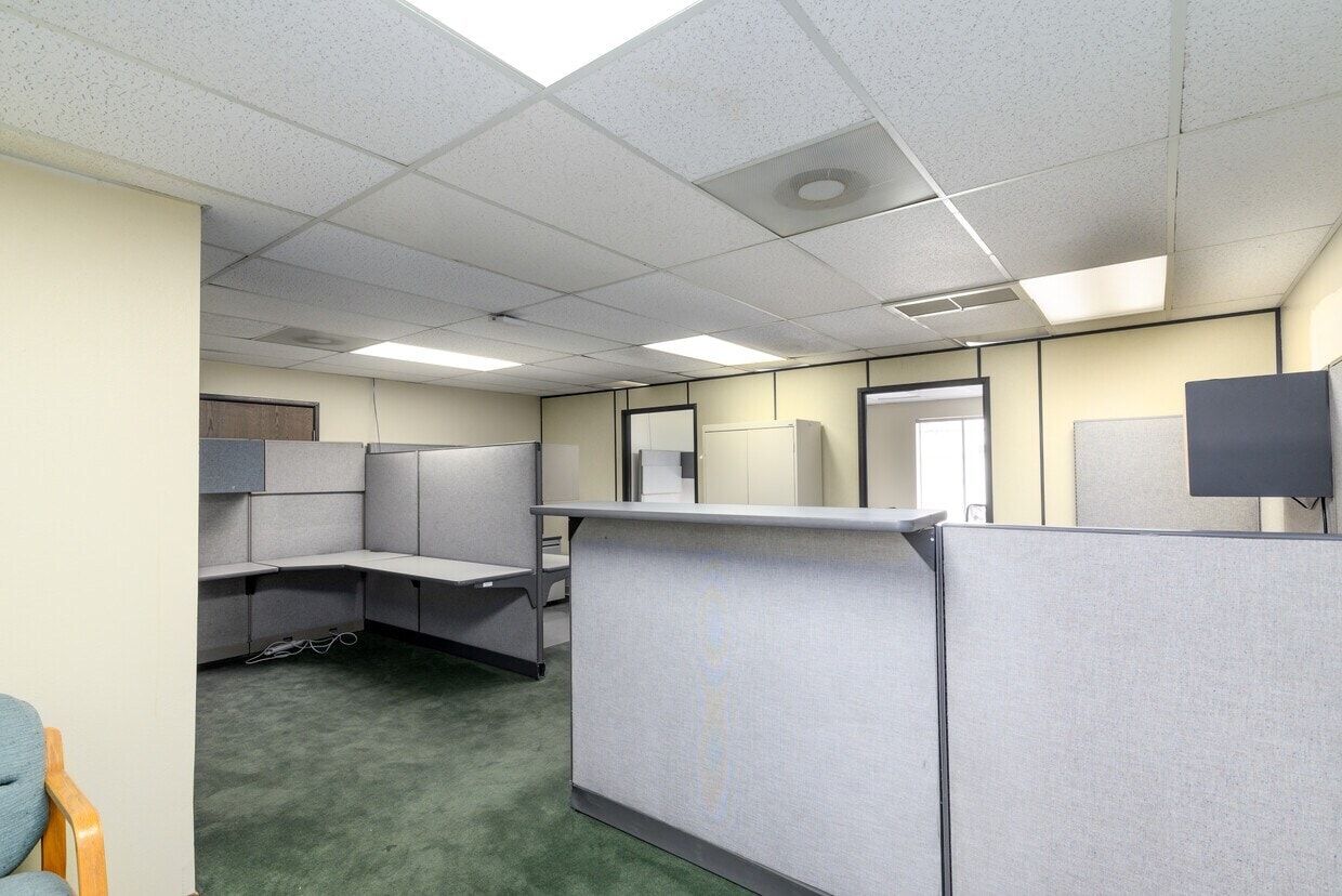 501 W Channel Islands Blvd, Port Hueneme, CA à louer Photo de l’immeuble– Image 1 sur 7