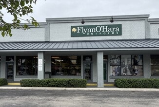 3700 SW 64th Ave, Davie, FL à louer Photo intérieure– Image 1 sur 5