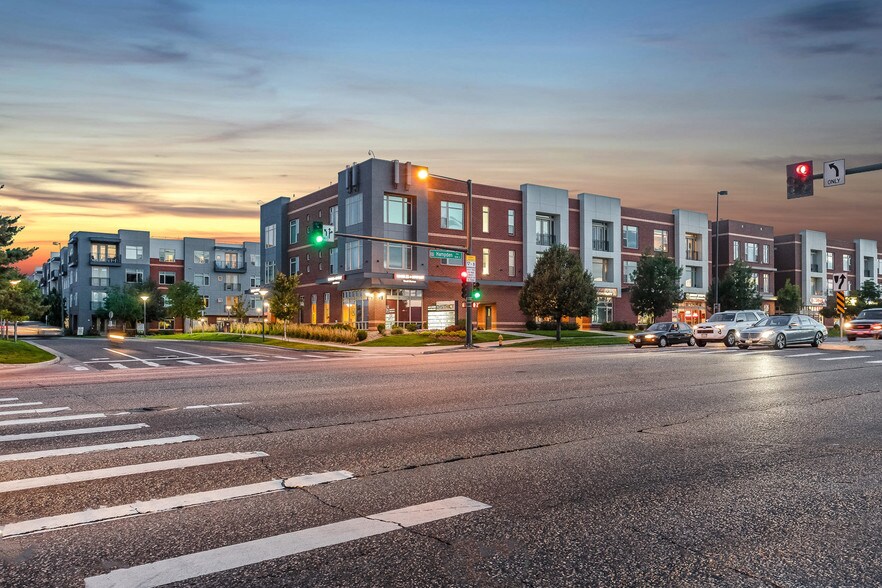 6300 E Hampden Ave, Denver, CO à louer - Photo principale – Image 1 sur 32