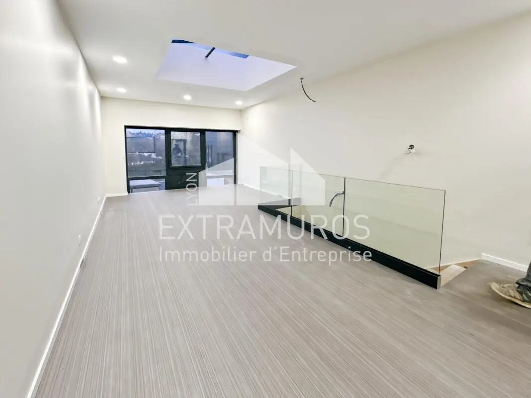 Bureau dans Chaponost à louer Photo de l’immeuble– Image 1 sur 9
