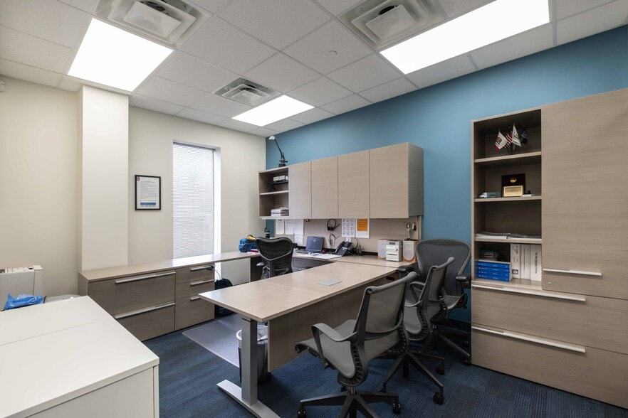 20 Risho Ave, East Providence, RI à louer - Photo intérieure – Image 3 sur 10