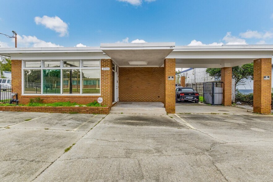 2220 N Palafox St, Pensacola, FL à vendre - Photo de l’immeuble – Image 2 sur 37