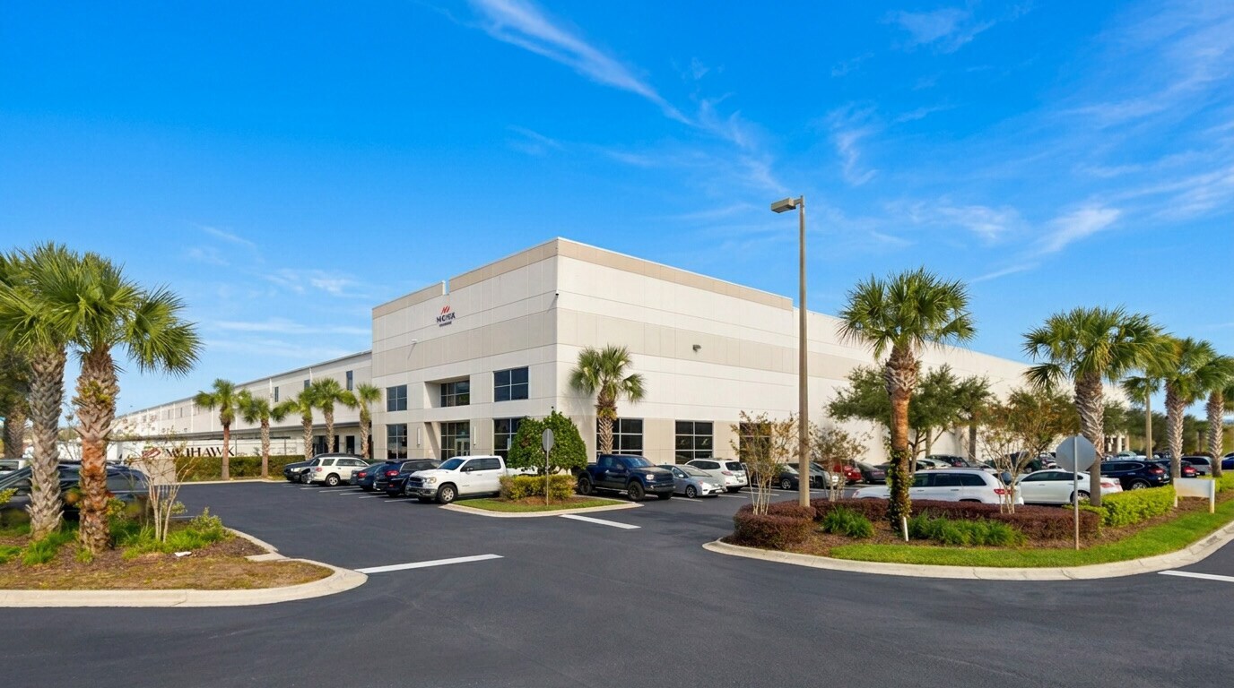 220 Deen Still Rd, Davenport, FL à louer Photo de l’immeuble– Image 1 sur 5
