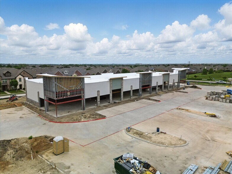 5975 Ridgeline Dr, McKinney, TX à louer - Photo de l’immeuble – Image 2 sur 10