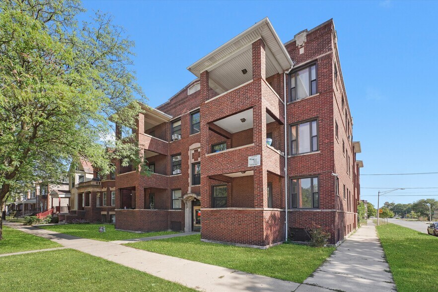 7255-7257 S Princeton Ave, Chicago, IL à vendre - Photo de l’immeuble – Image 2 sur 7