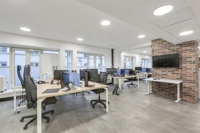 Plus de détails pour Bureau à louer