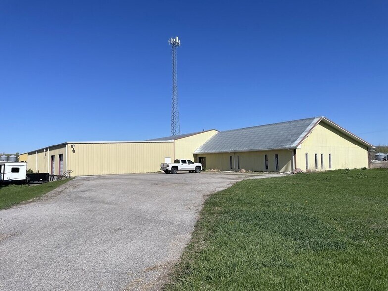 650 Highway 75, Tekamah, NE à louer - Photo de l’immeuble – Image 3 sur 12