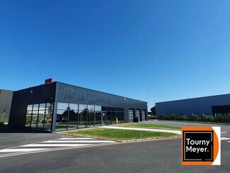 Plus de détails pour Local d'activités à louer