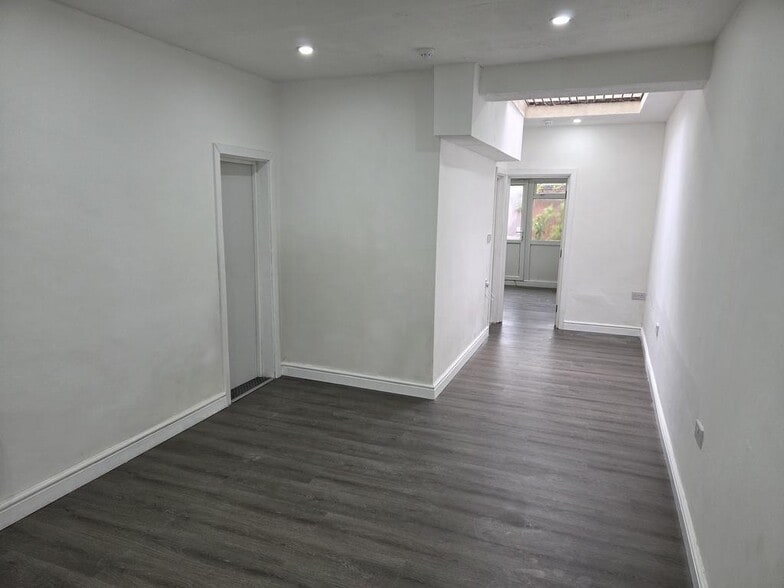 58 Tower St, Dudley à louer - Photo de l’immeuble – Image 3 sur 9