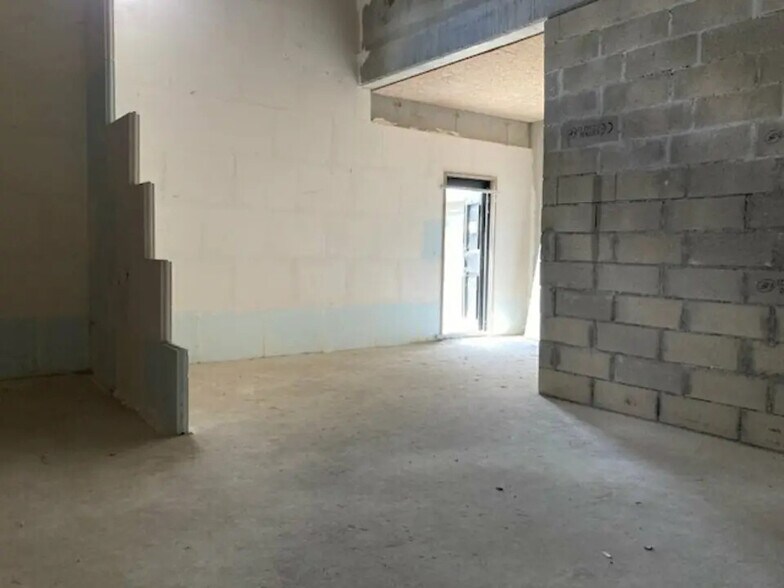 Local commercial dans Noisy-le-Grand à louer - Photo intérieure – Image 3 sur 5