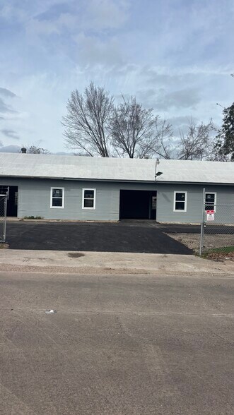 12024 Alief Clodine Rd, Houston, TX à vendre - Photo de l’immeuble – Image 3 sur 16