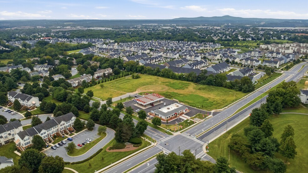 6489 Corporate Dr, Frederick, MD à vendre - Photo de l’immeuble – Image 2 sur 10