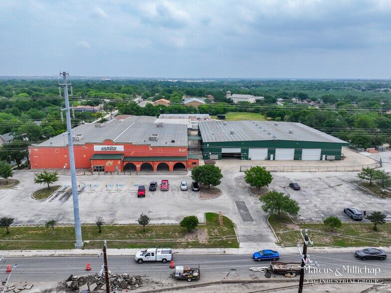 3822 Pleasanton Rd, San Antonio, TX à vendre - Photo de l’immeuble – Image 1 sur 11