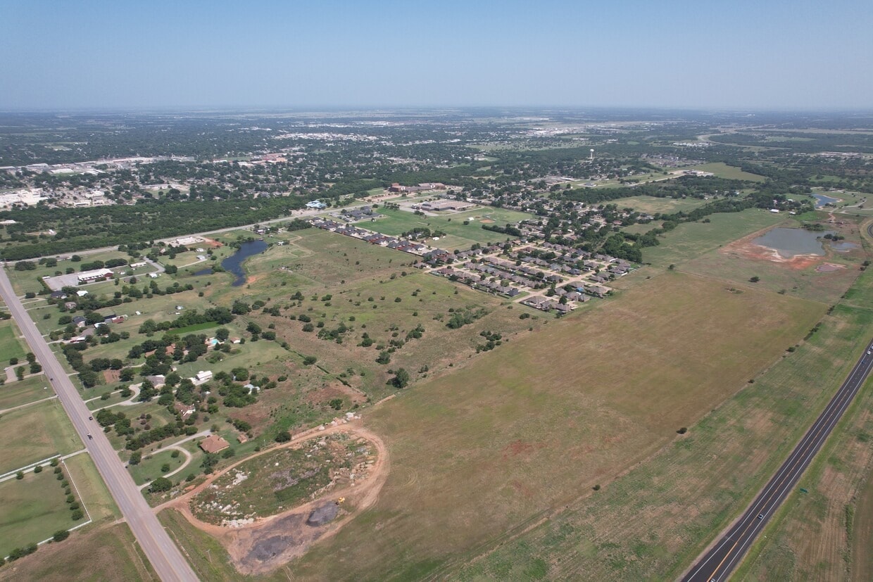 3608 W Elk Ave, Duncan, OK à vendre Aérien– Image 1 sur 16