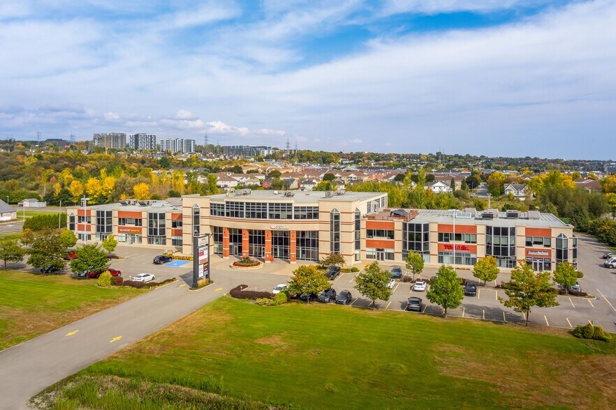 6700 Boul Pierre-Bertrand, Québec, QC à louer - Photo principale – Image 1 sur 8