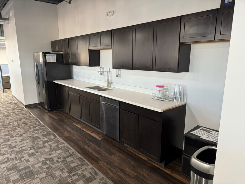 3411 N 5th Ave, Phoenix, AZ à louer - Photo de l’immeuble – Image 2 sur 16