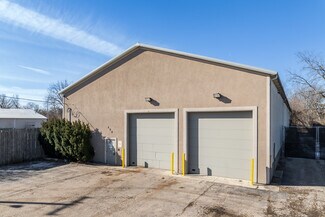 Plus de détails pour 250 Willard Ave, Elgin, IL - Industriel/Logistique à vendre