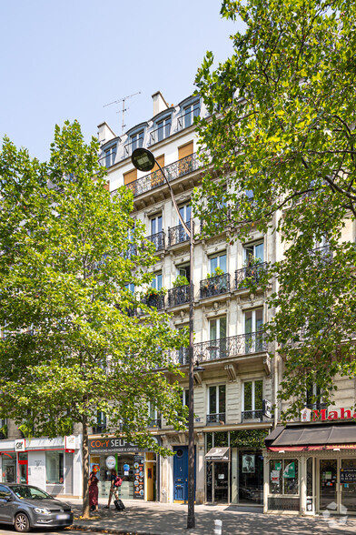 74 Boulevard Saint-Germain, Paris à louer - Photo principale – Image 1 sur 1