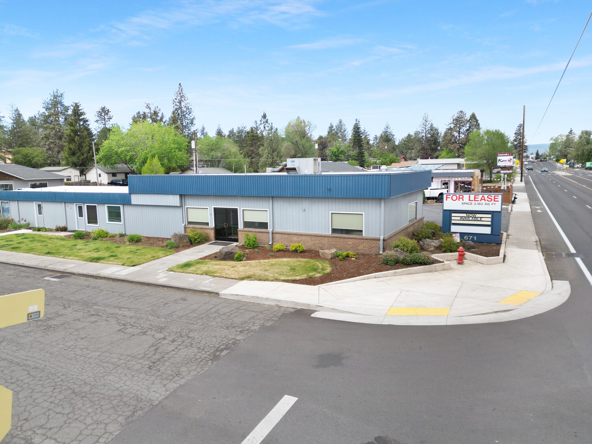671 NE Greenwood Ave, Bend, OR à louer Photo intérieure– Image 1 sur 31
