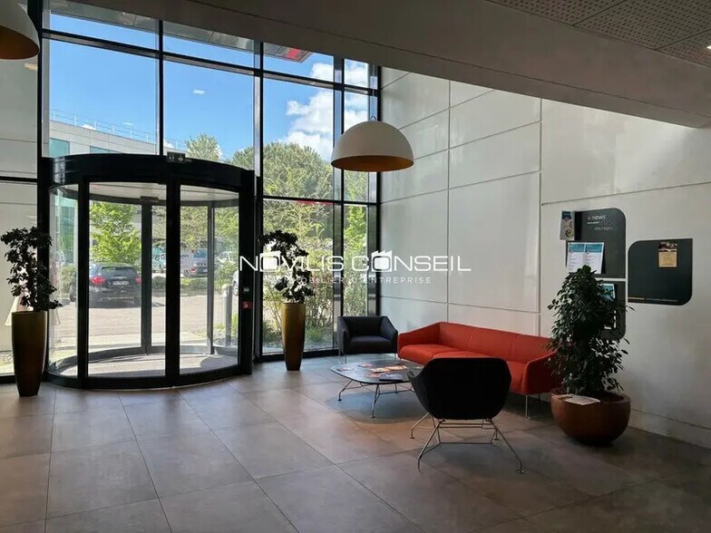 Bureau dans Toulouse à louer - Hall d’entrée – Image 1 sur 7