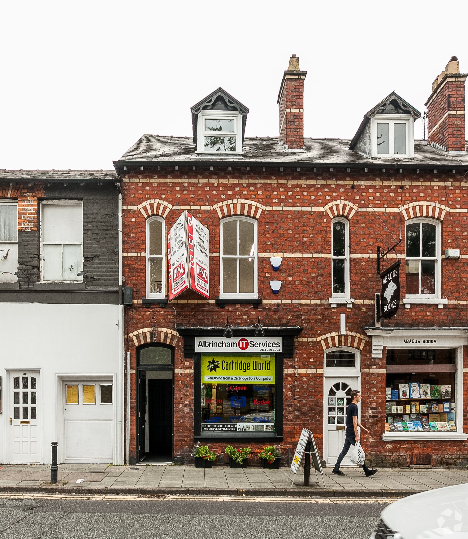 26 Regent Rd, Altrincham à louer Photo principale– Image 1 sur 4