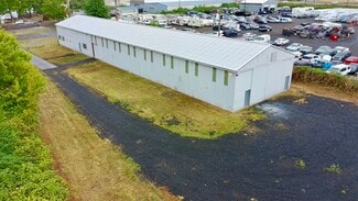 Plus de détails pour 4233 NE 147th Ave, Portland, OR - Industriel/Logistique à louer