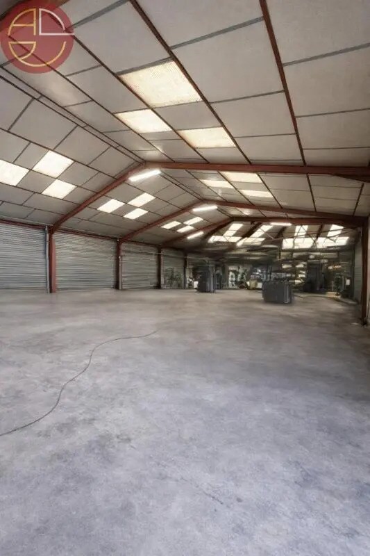 Plus de détails pour Industriel/Logistique à vendre