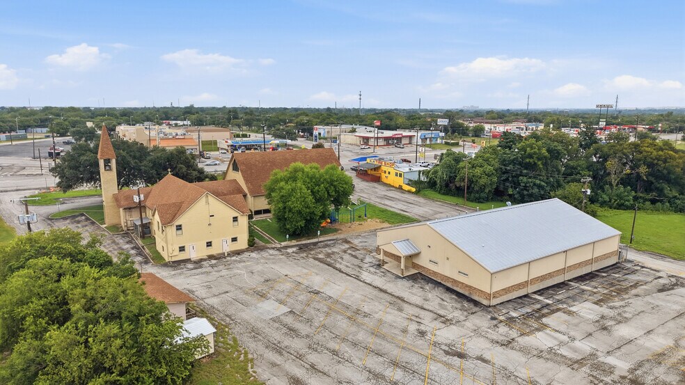 2515 Austin Hwy, San Antonio, TX à vendre - Photo de l’immeuble – Image 2 sur 22