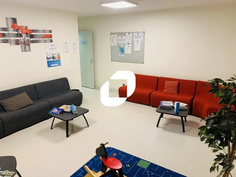 Bureau dans Lognes à louer - Photo intérieure – Image 2 sur 11