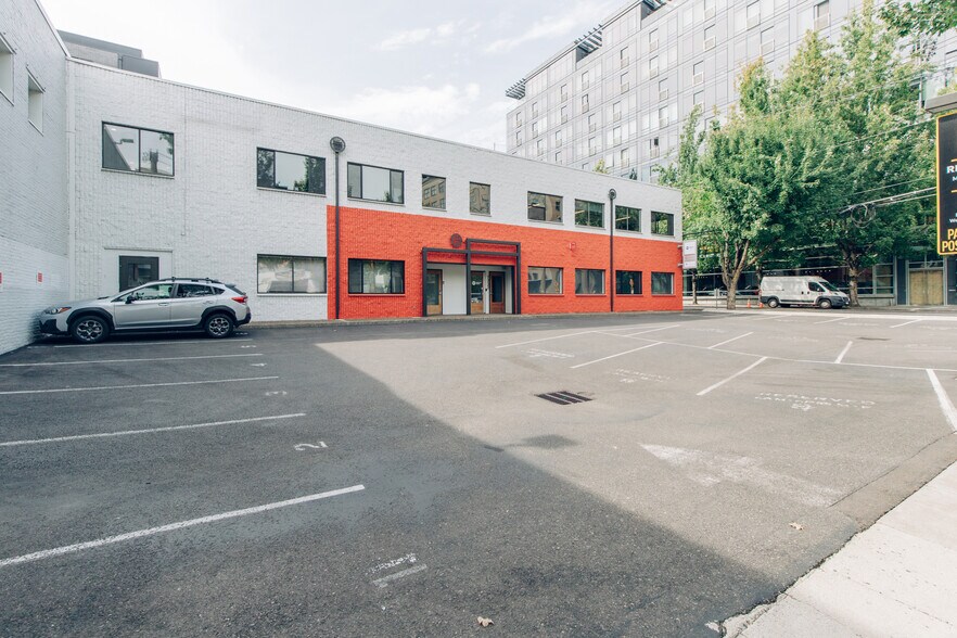 1328-1332 NW Kearney St, Portland, OR à louer - Photo de l’immeuble – Image 1 sur 4
